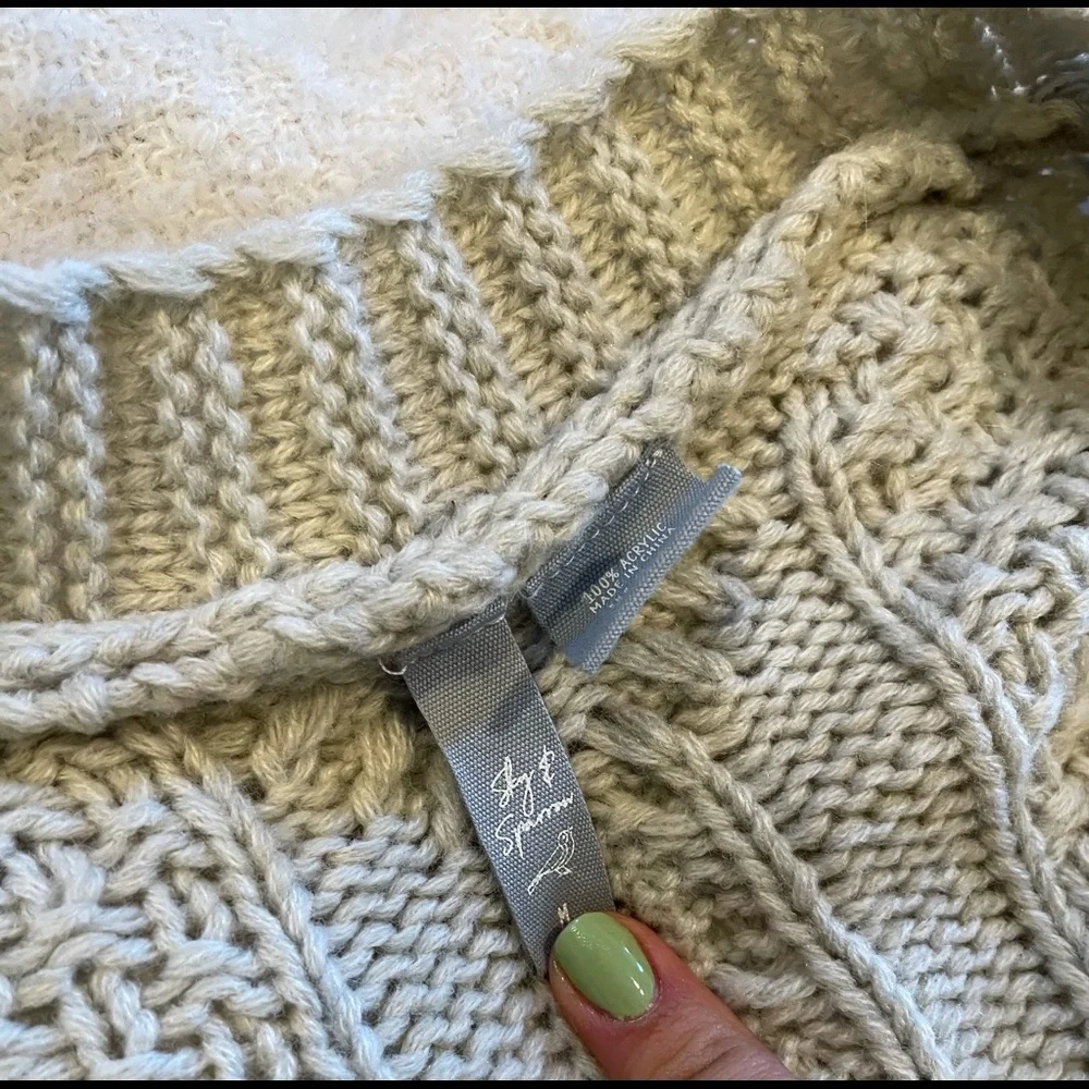 Brand new cropped cardigan sweater - Picture 6 of 8